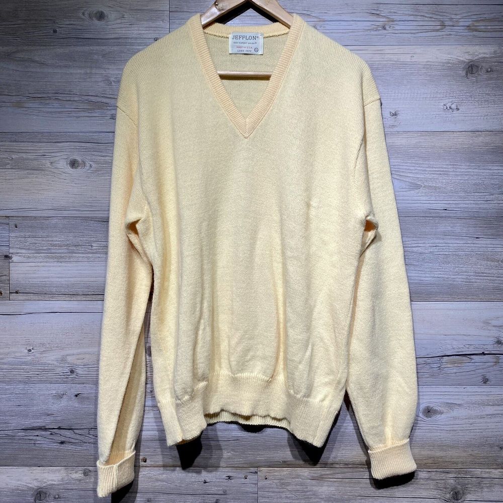 Vintage Jefflon Lord Jeff V-Neck Pullover Sweater Men's XL Yellow Orlon Acrylic